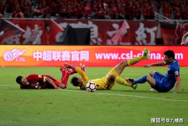 曝曼联引援盯上拜仁前锋舒波莫廷 要用他替代C罗